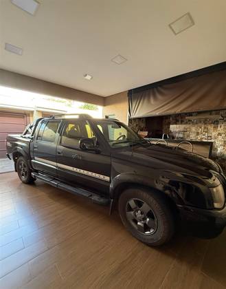CHEVROLET S10 2.8 EXECUTIVE 4X4 CD 12V TURBO ELECTRONIC INTERCOOLER DIESEL 4P MANUAL